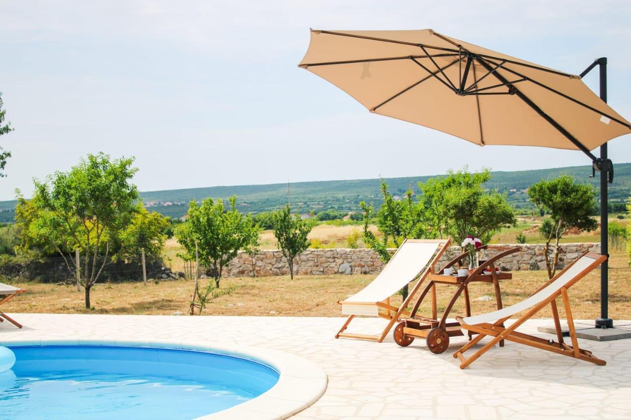 Villa Stone Pearl With Heated Swimming Pool สเวติ ฟิลลิปปี ยาคอฟ ภายนอก รูปภาพ